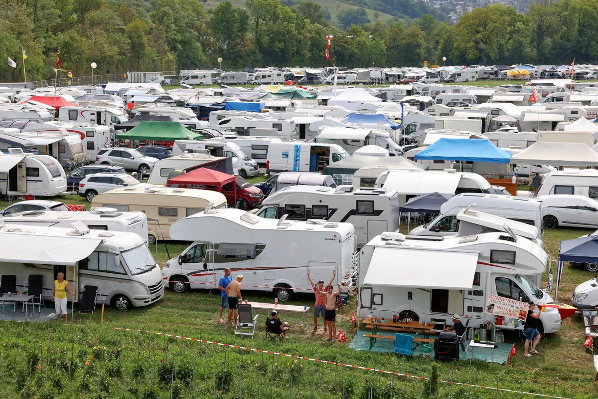 Gehört zum ESAF wie das Sägemehl zur Arena: Camping    © Swiss Image / ESAF Pratteln im Baselbiet | Eidgenössisches Schwing- und Älplerfest Pratteln im Baselbiet | ESAF 2022